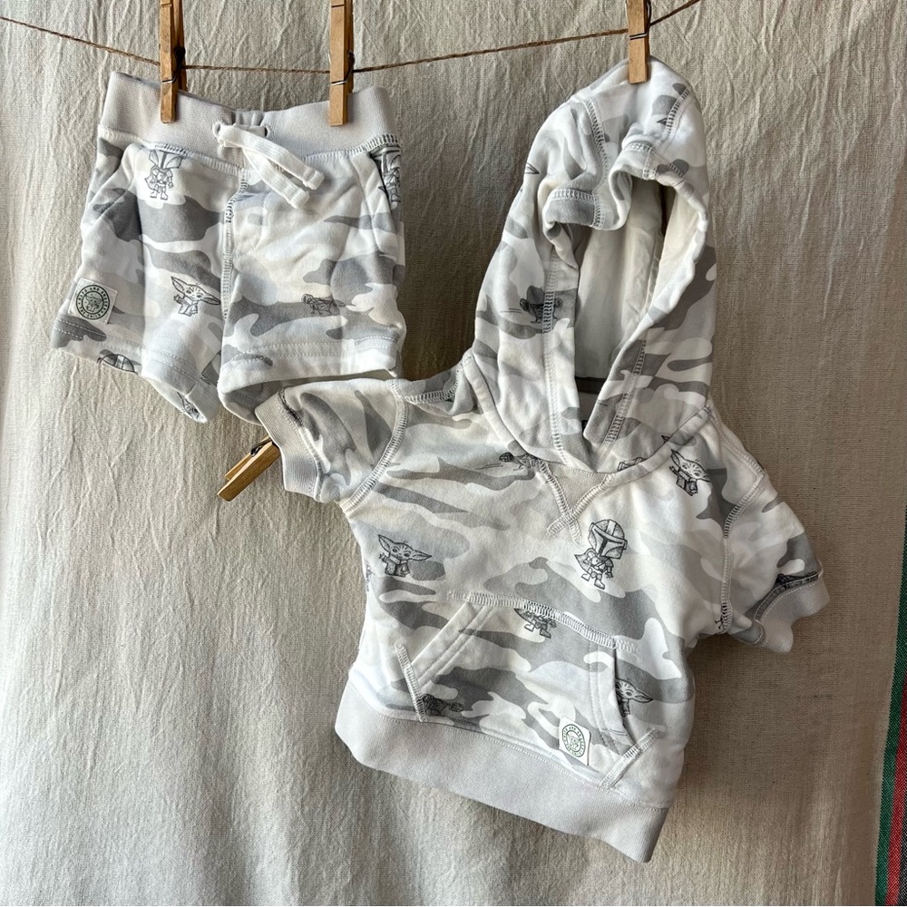 babyGap | Star Wars™ Sweat Short Set 3-6m